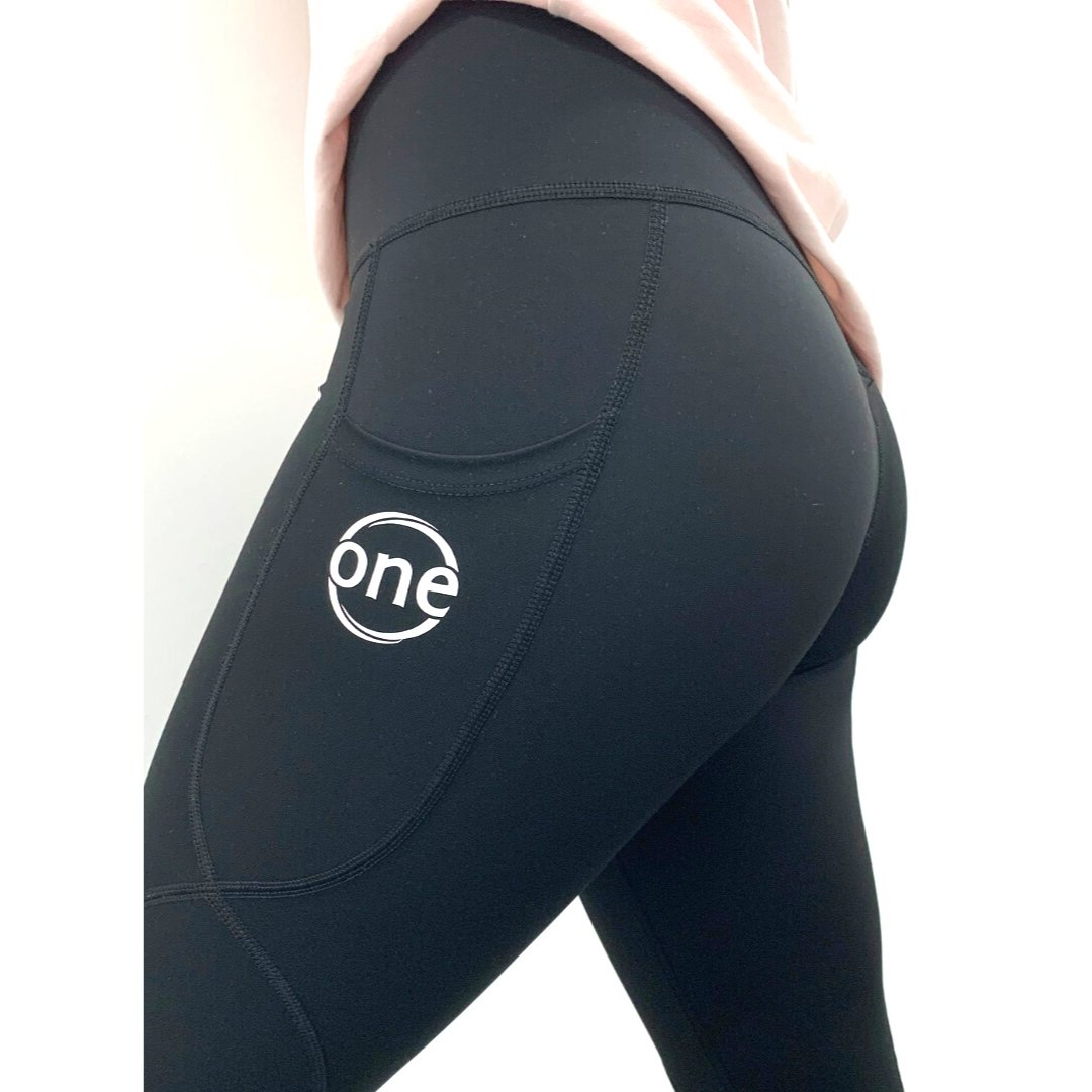 Premium Icon Leggings - Black for S diabetes CGMs and insulin pumps